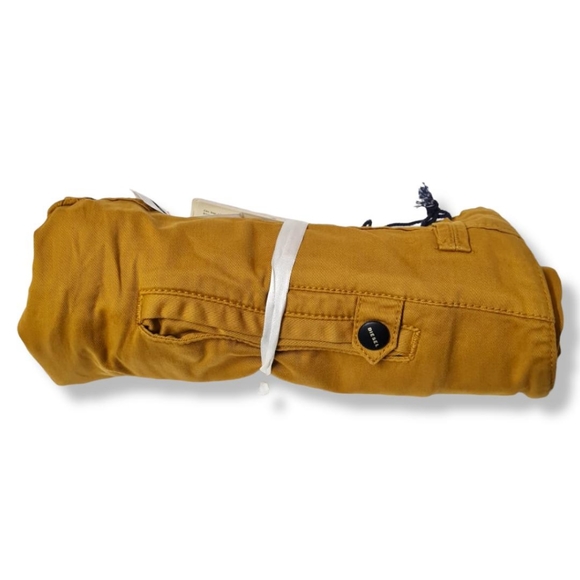 Diesel shorts for men - Picture 3 of 3